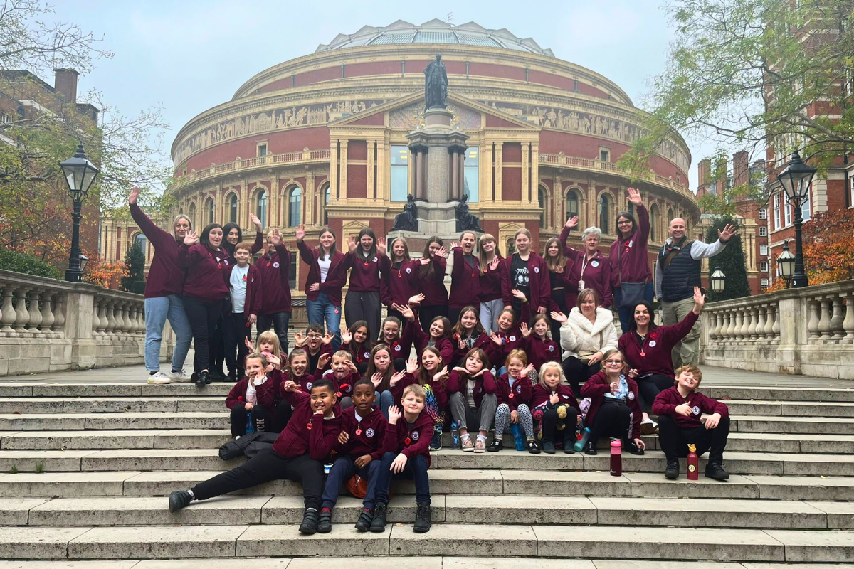Choir Sings at The Royal Albert Hall