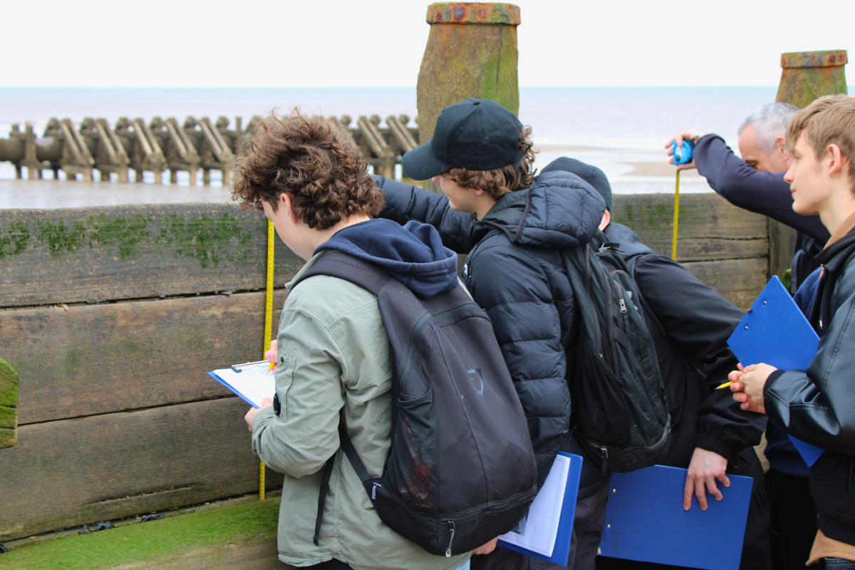 Year 11 Geography Field Trip to Hornsea