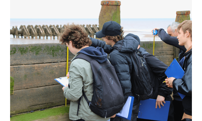 Year 11 Geography Field Trip to Hornsea