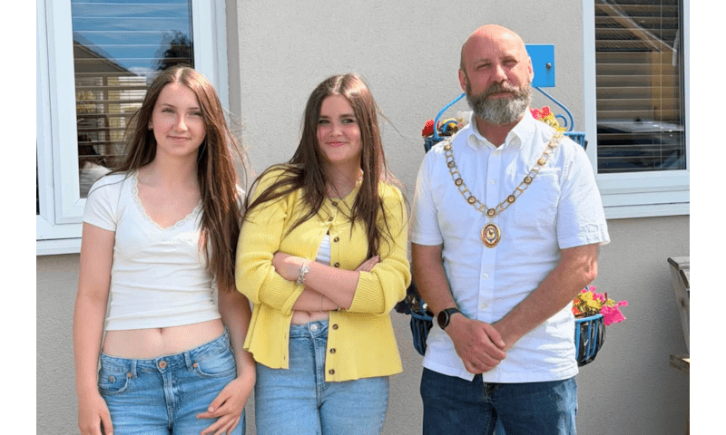 Tea, Cake, and a Great Cause: Year 9 Pupils Host Charity Afternoon Tea 🍰