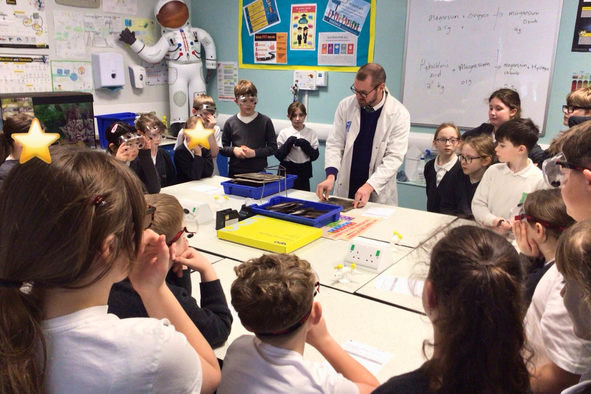 Year 5 Cambrai Primary Science Workshop