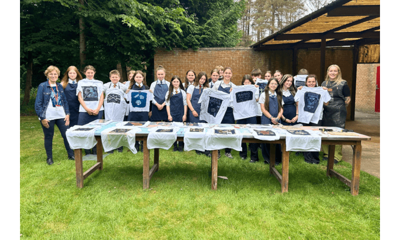 Cyanotype Pride Workshop 🏳️‍🌈