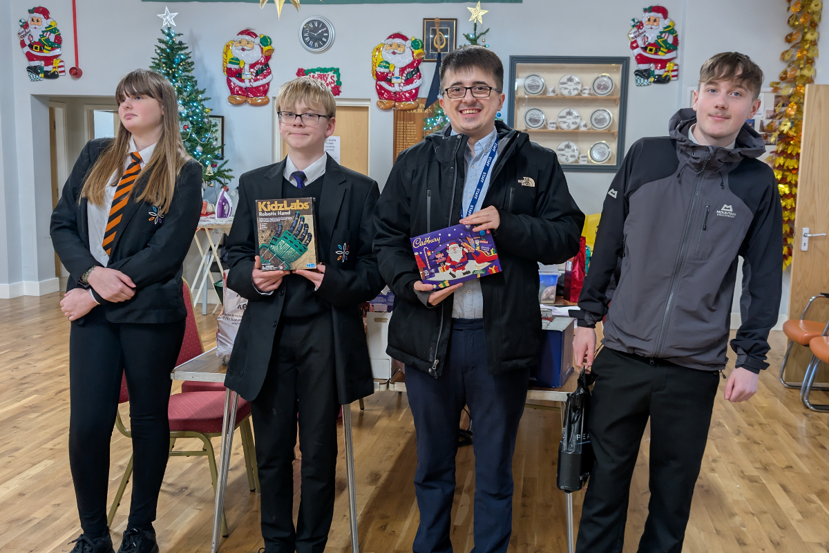 Christmas Giving: Parcels for the Community